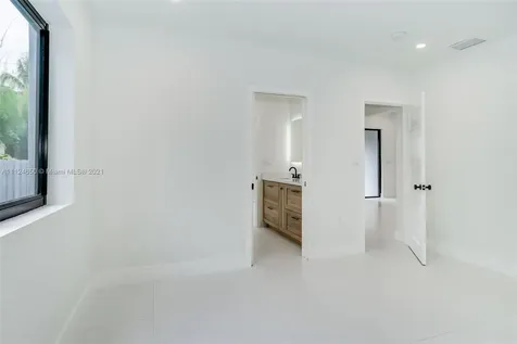 9165 Abbott Avenue Surfside FL 33154