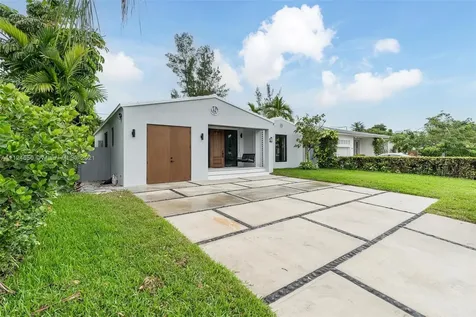 9165 Abbott Avenue Surfside FL 33154