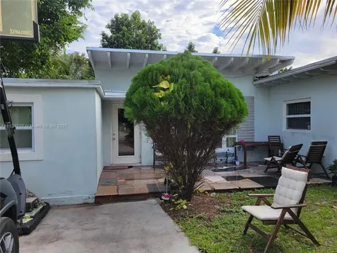 10835 NW 2nd Court Miami FL 33168