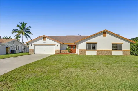 11861 NW 27th Court Plantation FL 33323