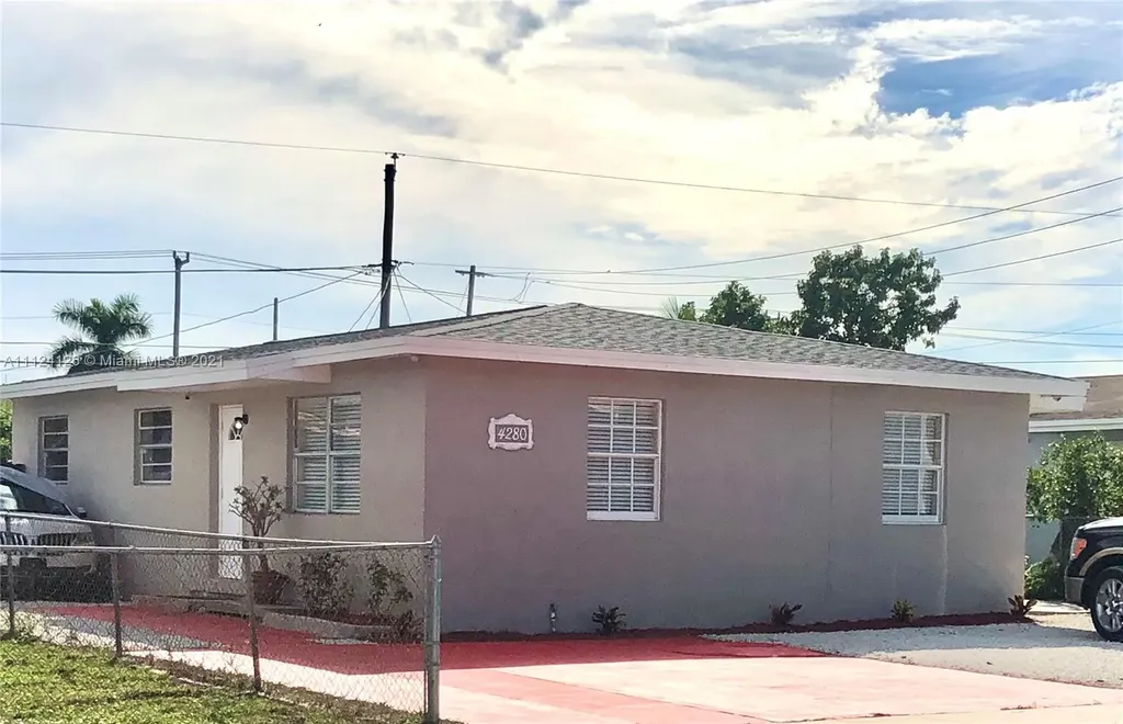 4280 NW 168th Terrace Miami Gardens FL 33055