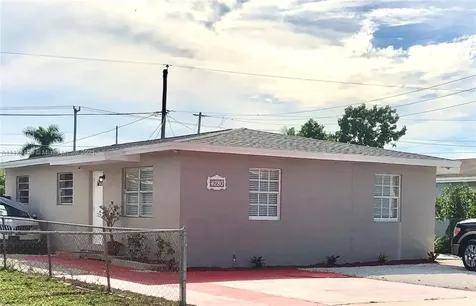4280 NW 168th Terrace Miami Gardens FL 33055