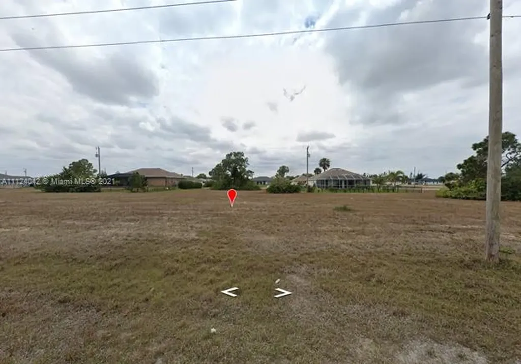 2210 Kismet Parkway W, Cape Coral FL 33993