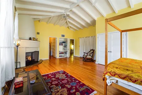 510 W 30th Street Miami Beach FL 33140