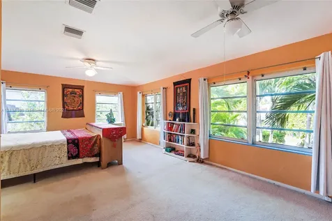 510 W 30th Street Miami Beach FL 33140