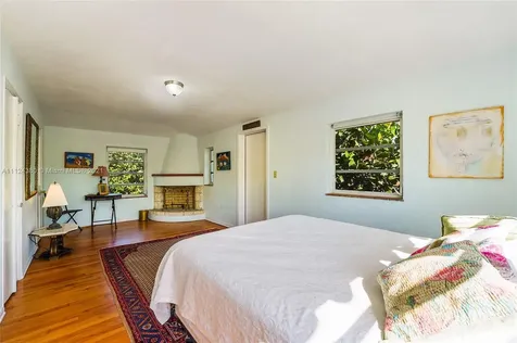 510 W 30th Street Miami Beach FL 33140