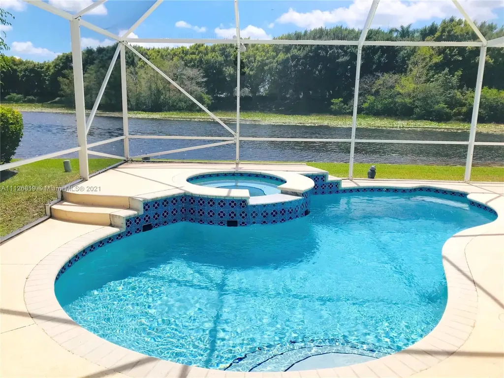 848 Savannah Falls Drive Weston FL 33327