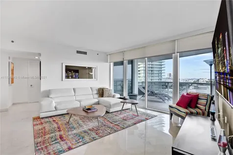 400 Alton Road Miami Beach FL 33139