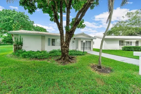 1241 NW 90th Way Plantation FL 33322