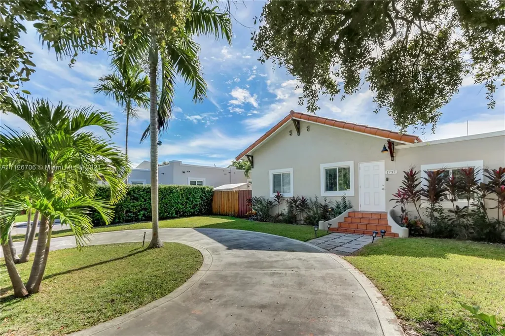 1737 SW 14th Terrace Miami FL 33145