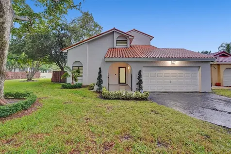 17316 NW 62nd Place Hialeah FL 33015