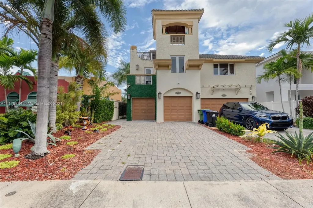 1607 NE 5th Street Fort Lauderdale FL 33301
