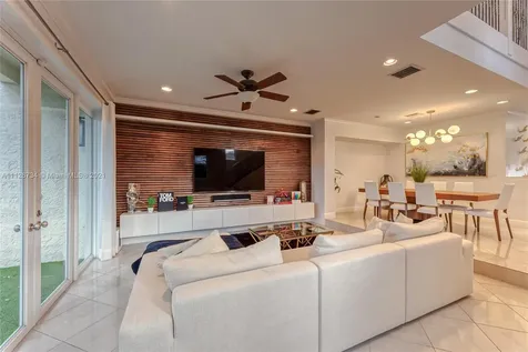 1607 NE 5th Street Fort Lauderdale FL 33301