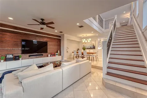 1607 NE 5th Street Fort Lauderdale FL 33301