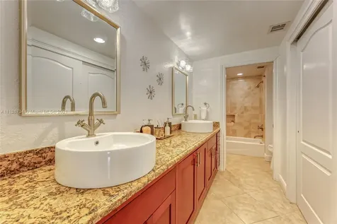 1607 NE 5th Street Fort Lauderdale FL 33301