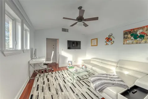 1607 NE 5th Street Fort Lauderdale FL 33301