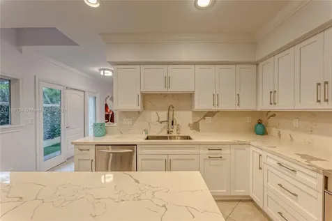 1607 NE 5th Street Fort Lauderdale FL 33301