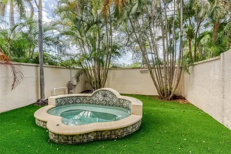 1607 NE 5th Street Fort Lauderdale FL 33301
