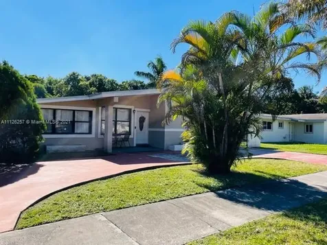 470 NE 176th Street North Miami Beach FL 33162