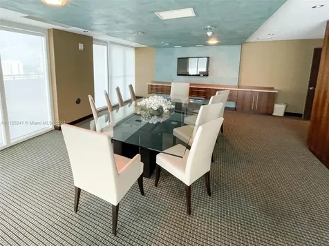 60 SW 13th Street Miami FL 33130