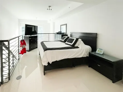 60 SW 13th Street Miami FL 33130