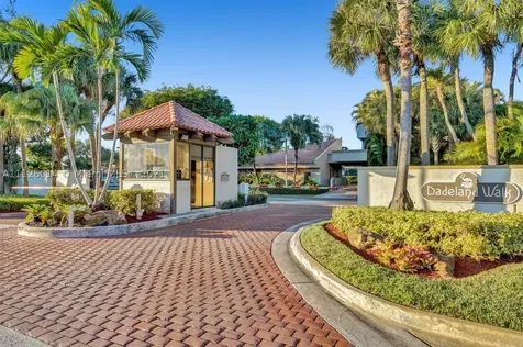 7954 SW 86th Terrace Miami FL 33143