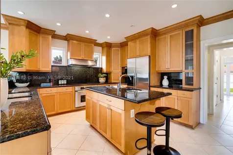 536 Alminar Avenue Coral Gables FL 33146