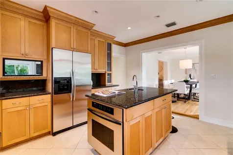 536 Alminar Avenue Coral Gables FL 33146