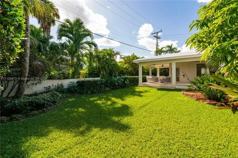536 Alminar Avenue Coral Gables FL 33146