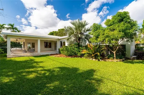 536 Alminar Avenue Coral Gables FL 33146