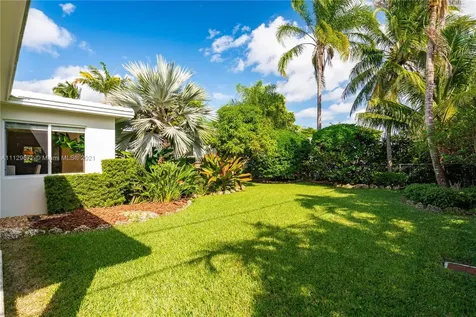 536 Alminar Avenue Coral Gables FL 33146