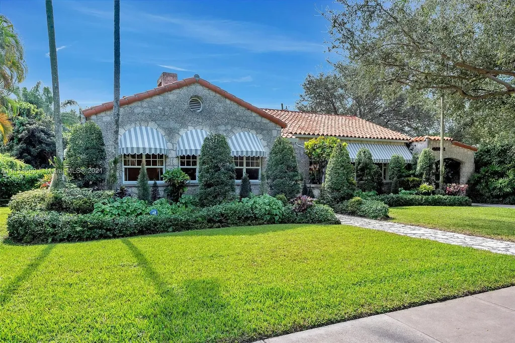 1242 S Greenway Drive Coral Gables FL 33134