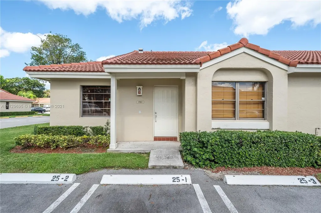 17263 NW 60th Court Hialeah FL 33015