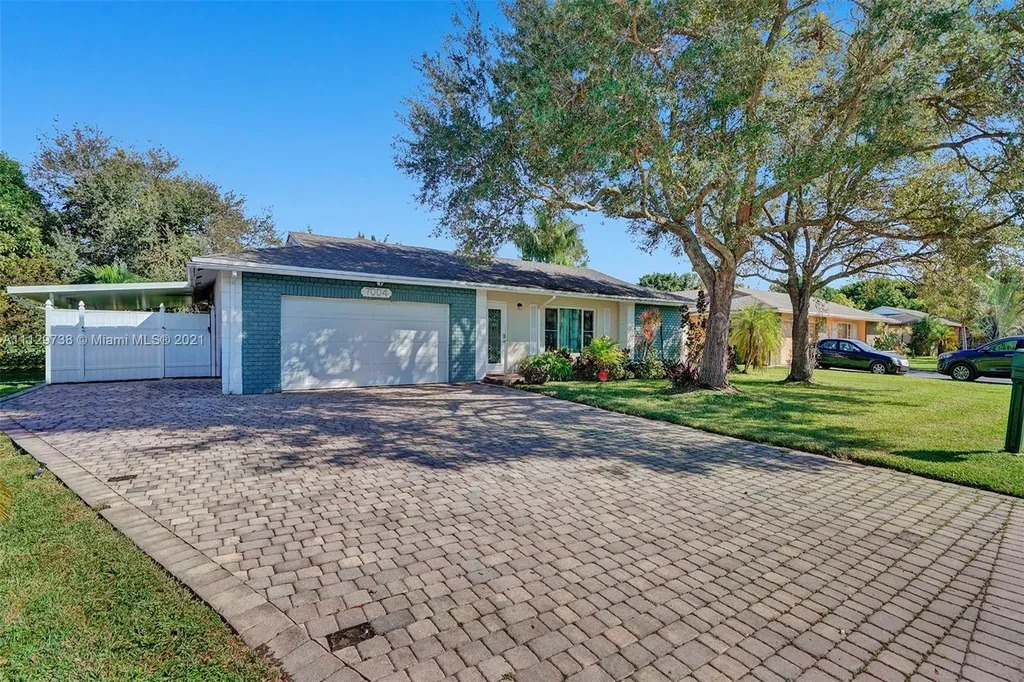 7004 NW 91st Avenue Tamarac FL 33321