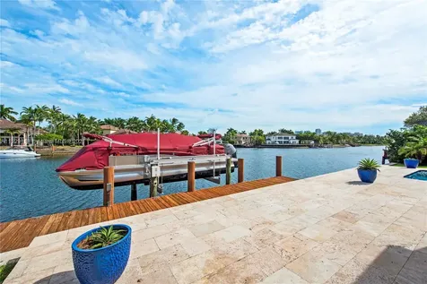 1025 Diplomat Parkway Hollywood FL 33019