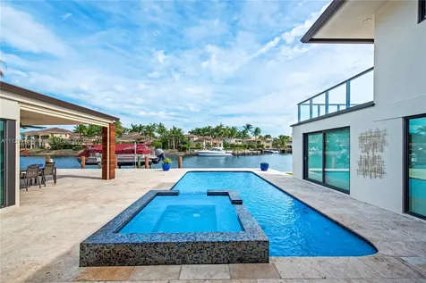 1025 Diplomat Parkway Hollywood FL 33019