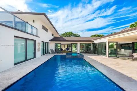 1025 Diplomat Parkway Hollywood FL 33019
