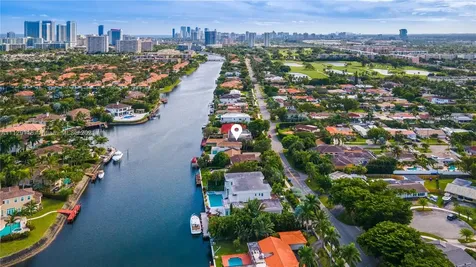 1025 Diplomat Parkway Hollywood FL 33019