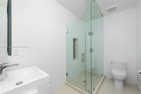 1025 Diplomat Parkway Hollywood FL 33019