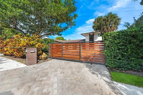 1025 Diplomat Parkway Hollywood FL 33019
