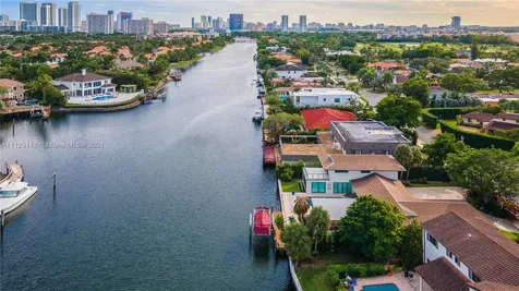 1025 Diplomat Parkway Hollywood FL 33019