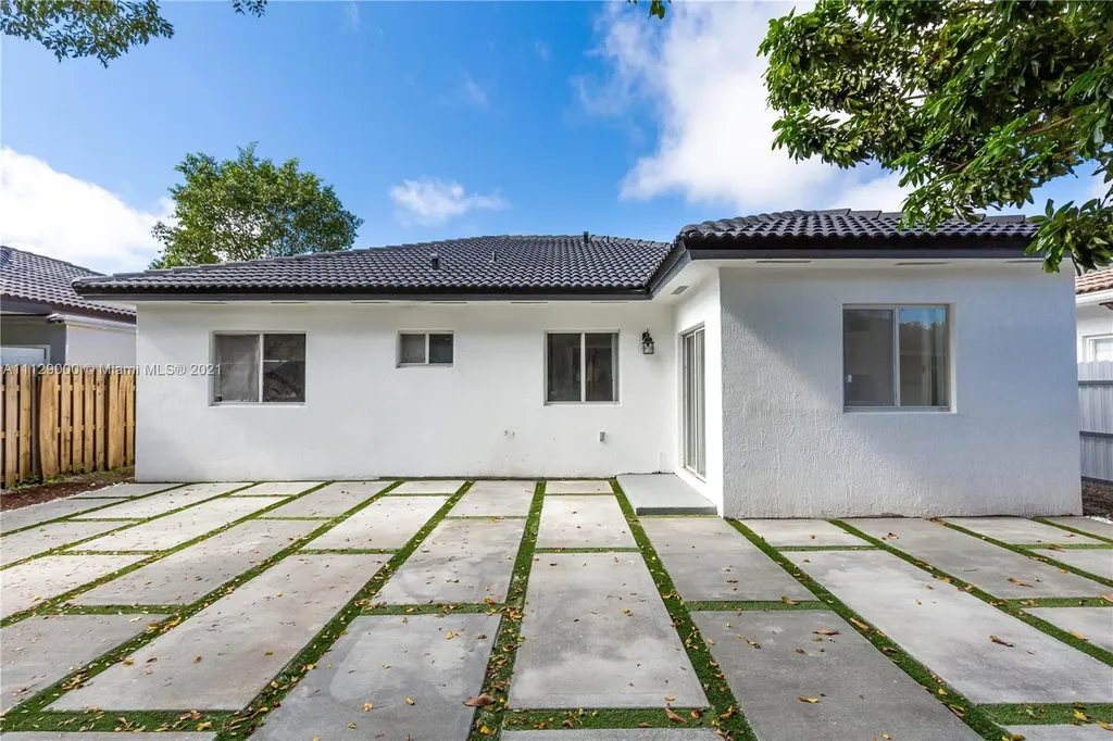 4667 SW 164th Place Miami FL 33185