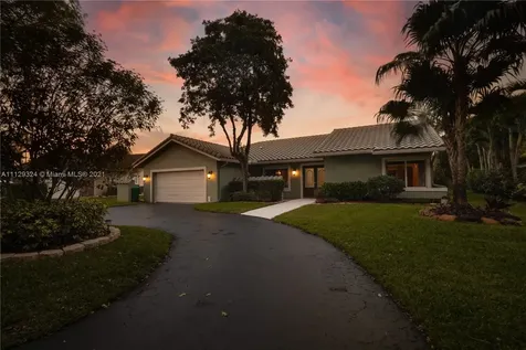 9357 NW 5th Street Coral Springs FL 33071
