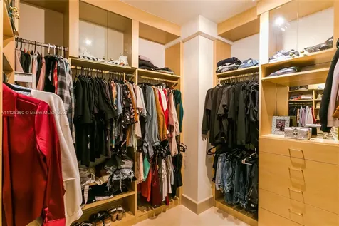 2600 Island Boulevard Aventura FL 33160