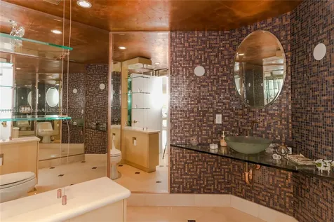 2600 Island Boulevard Aventura FL 33160