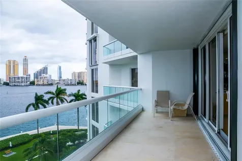2600 Island Boulevard Aventura FL 33160
