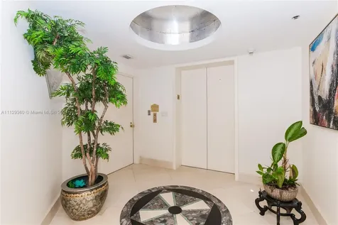 2600 Island Boulevard Aventura FL 33160