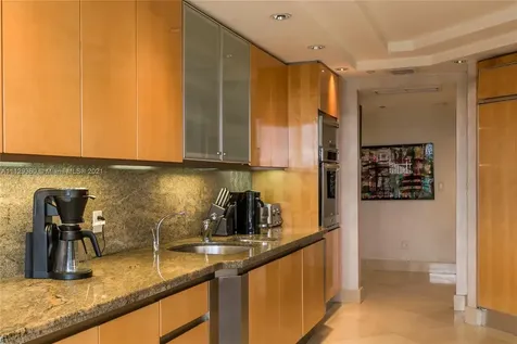 2600 Island Boulevard Aventura FL 33160