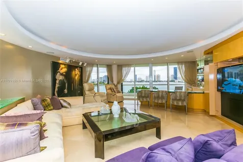 2600 Island Boulevard Aventura FL 33160