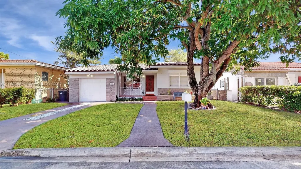 8935 Garland Avenue Surfside FL 33154